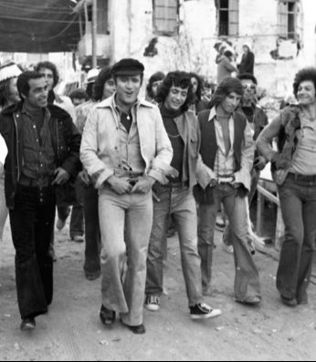 מדבר ומזמר עברית – שירים ממחזמרים עבריים