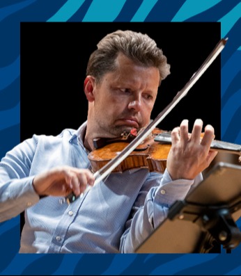 רחלין מנגן באך ומנצח על החמישית של מהלר