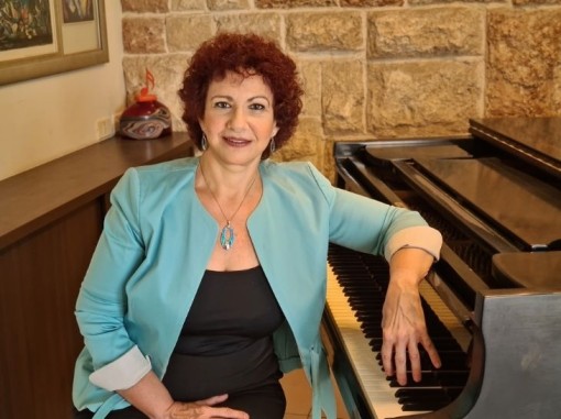 אסתרית בלצן