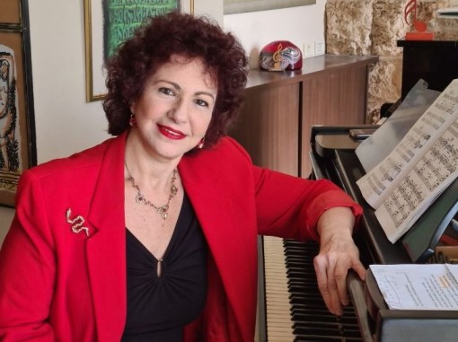 אסתרית בלצן