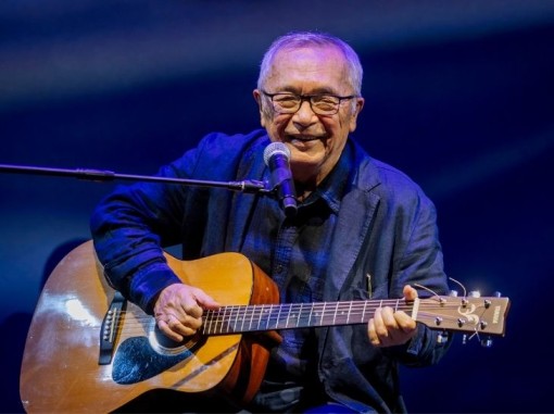 המשורר יולי קים