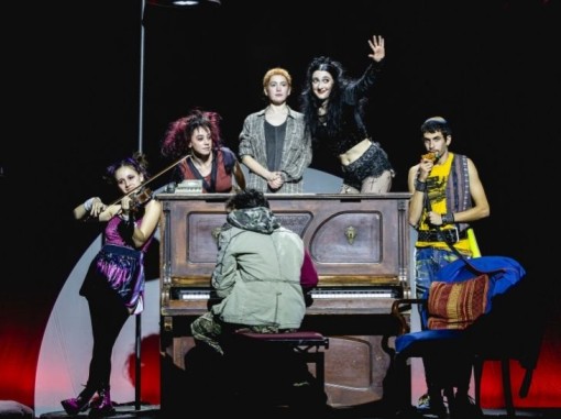 סצנה מתוך ההצגה