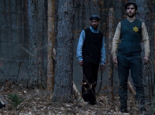 אסירים יהודים במחנה