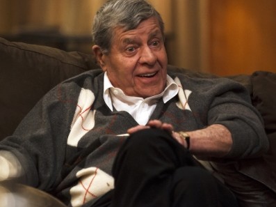 מקס רוז טריילר בקולנוע החל מה- 21/3 ג׳רי לואיס טריילר