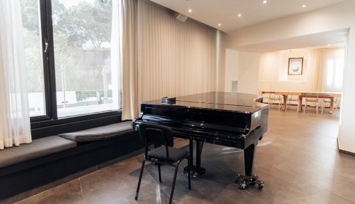 Communication Centre Interior - Open Space